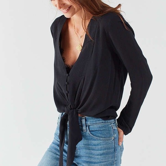 Silence & Noise Button Down Tie Front Tunic - Picture 1 of 4